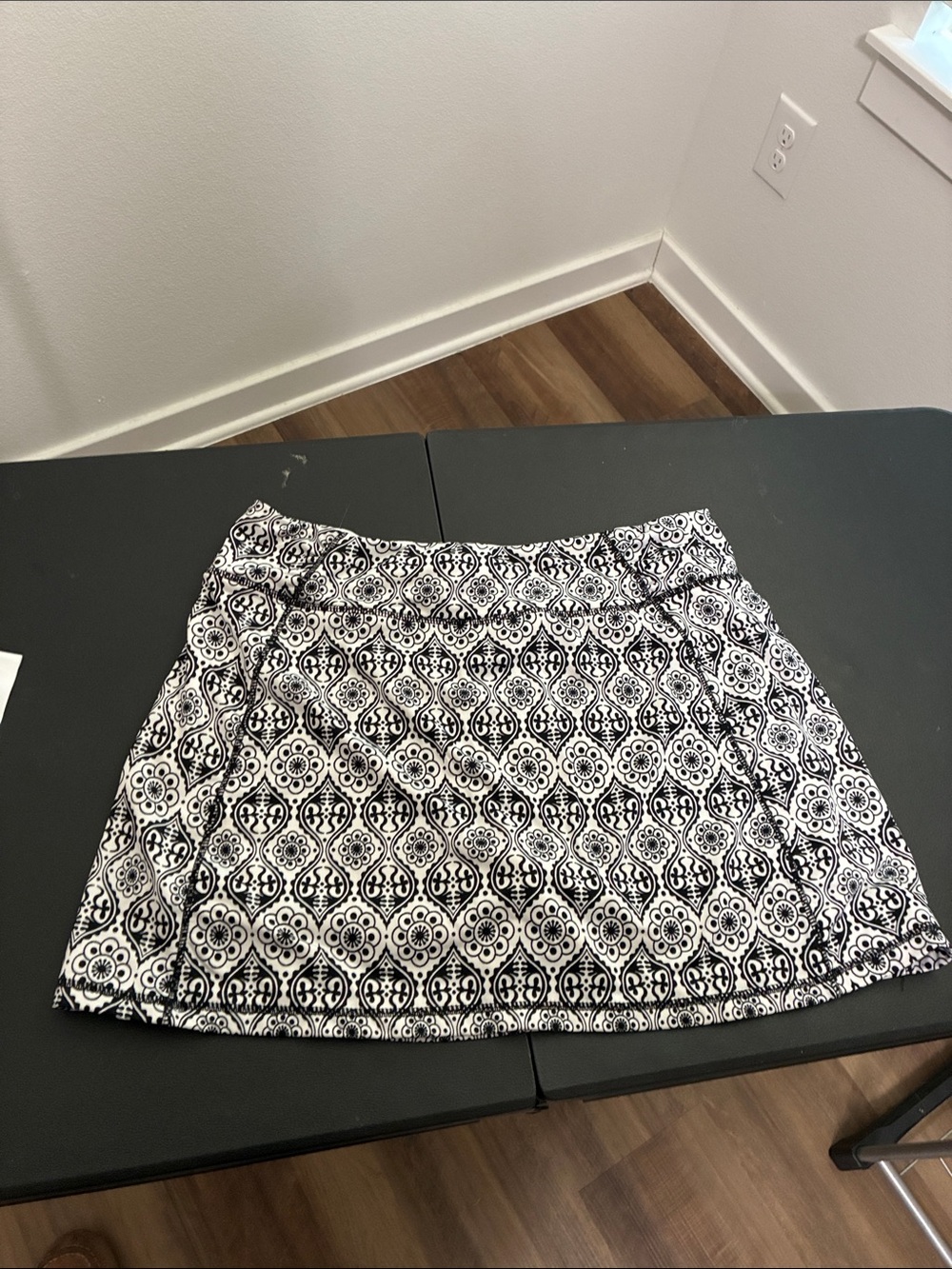 Kyodan Black and White Printed Active Skort